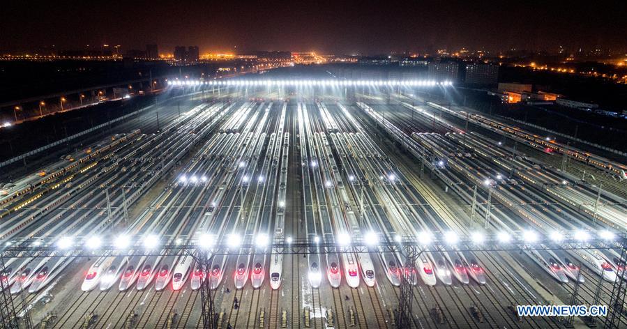 CHINA-WUHAN-HIGH-SPEED TRAIN-SPRING FESTIVAL-PREPARATION (CN)