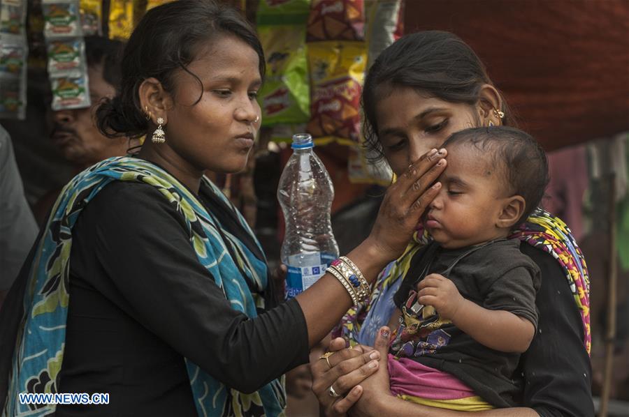 INDIA-KOLKATA-SUMMER-HEAT