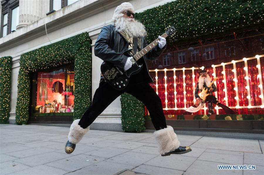 BRITAIN-LONDON-SELFRIDGES-CHRISTMAS WINDOWS-LAUNCH