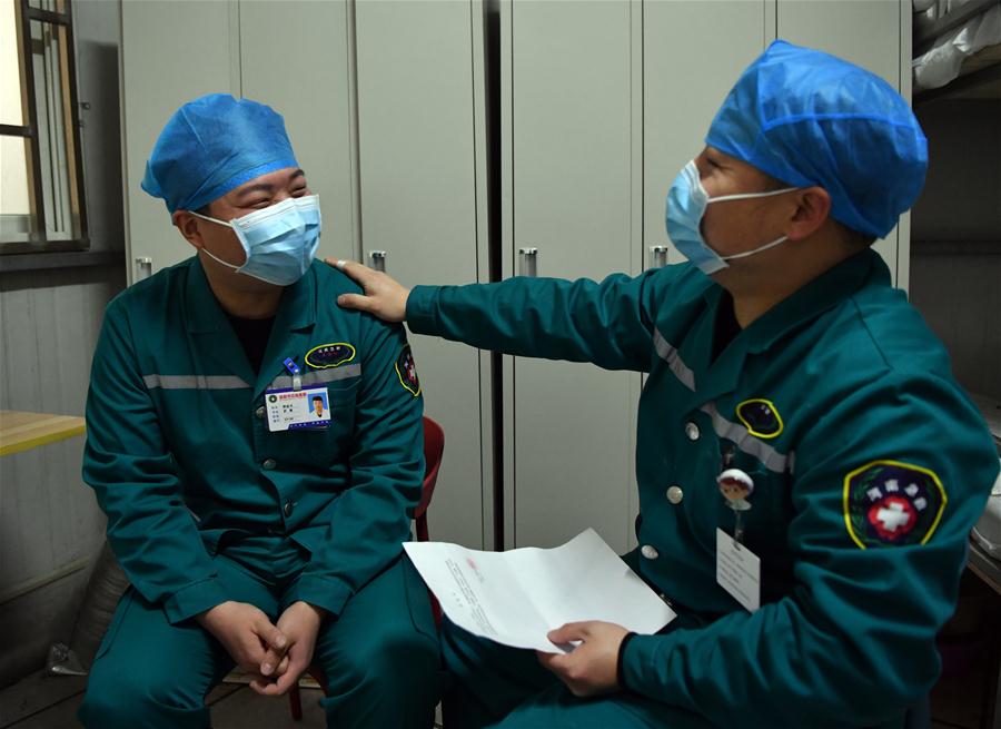 CHINA-HENAN-MALE NURSE-NOVEL CORONAVIRUS-EPIDEMIC (CN)