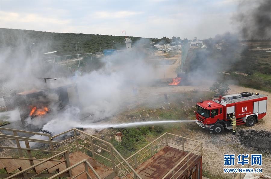 （国际·图文互动）（2）中国赴黎维和部队首次参加联黎部队航空救援演习